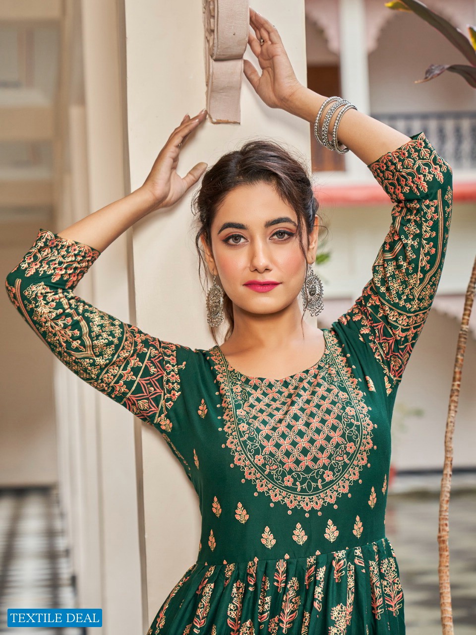 BANWERY FLORA RAYON FOIL PRINT BIG SIZE FLAIR GOWN WHOLESALER