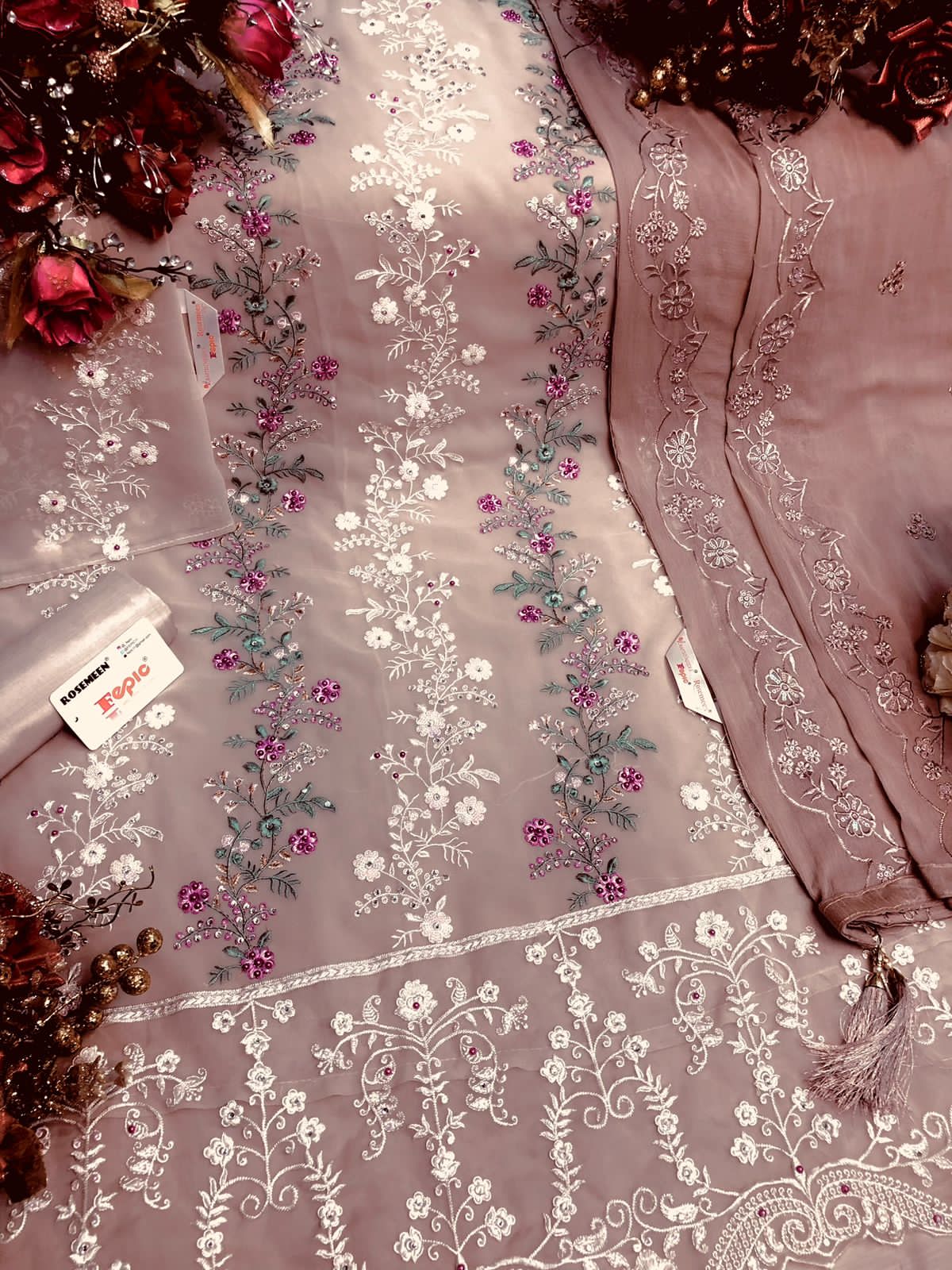 Fepic Rosemeen D5216 Colour Wholesale Pakistani Concept Suits