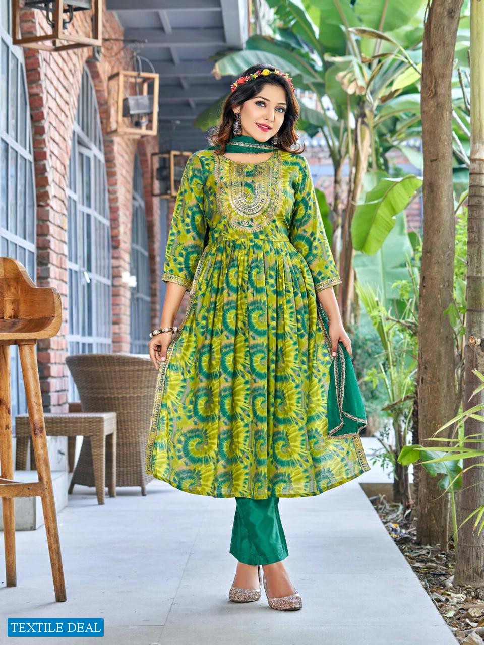 OSSM Mannat Wholesale Chanderi Modal Foil Print Kurti And Chander Bottom And Chinon Dupatta
