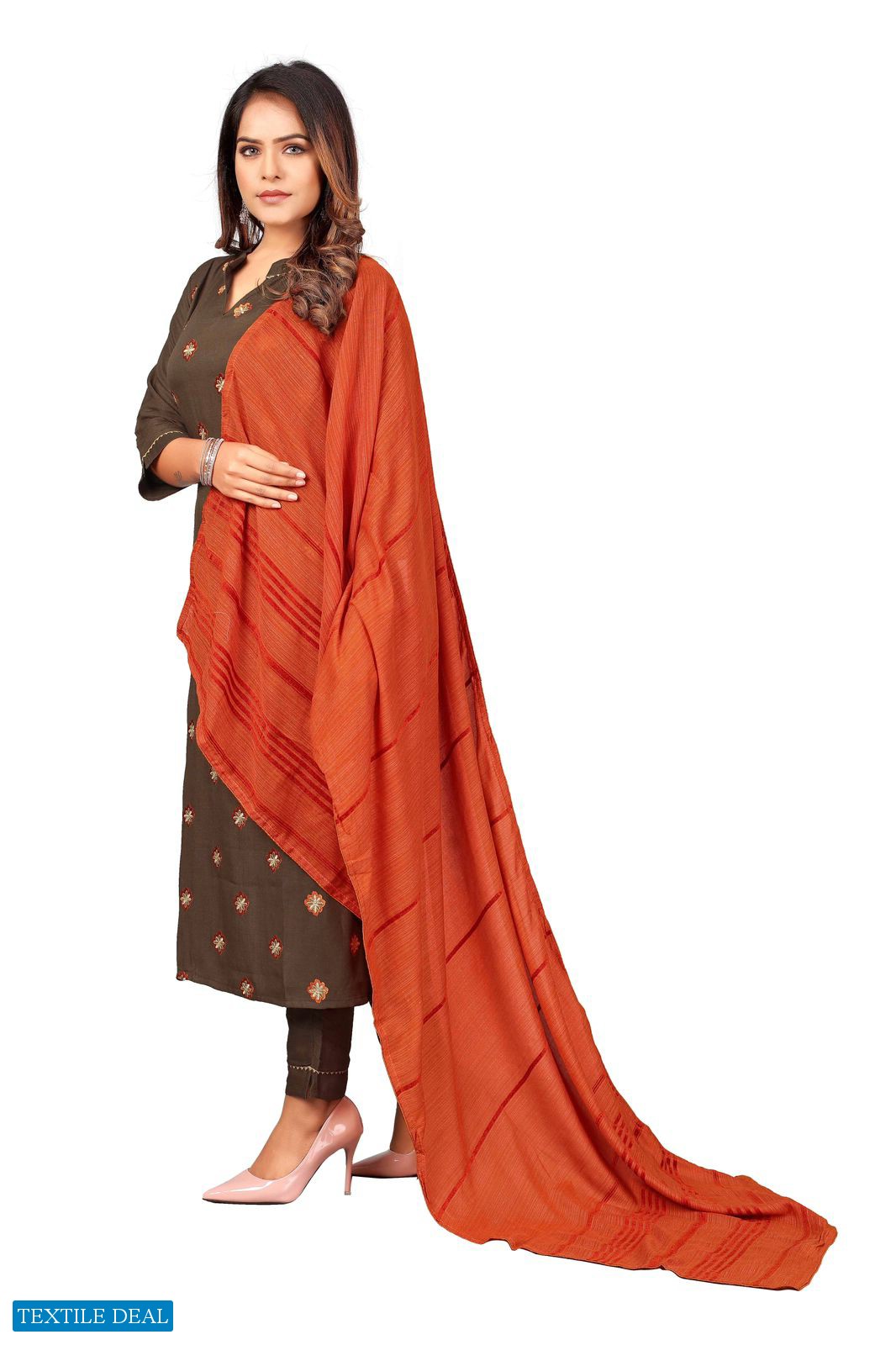 Channel 9 1064SD To 1070SD Wholesale Readymade 3 Piece Suits Combo