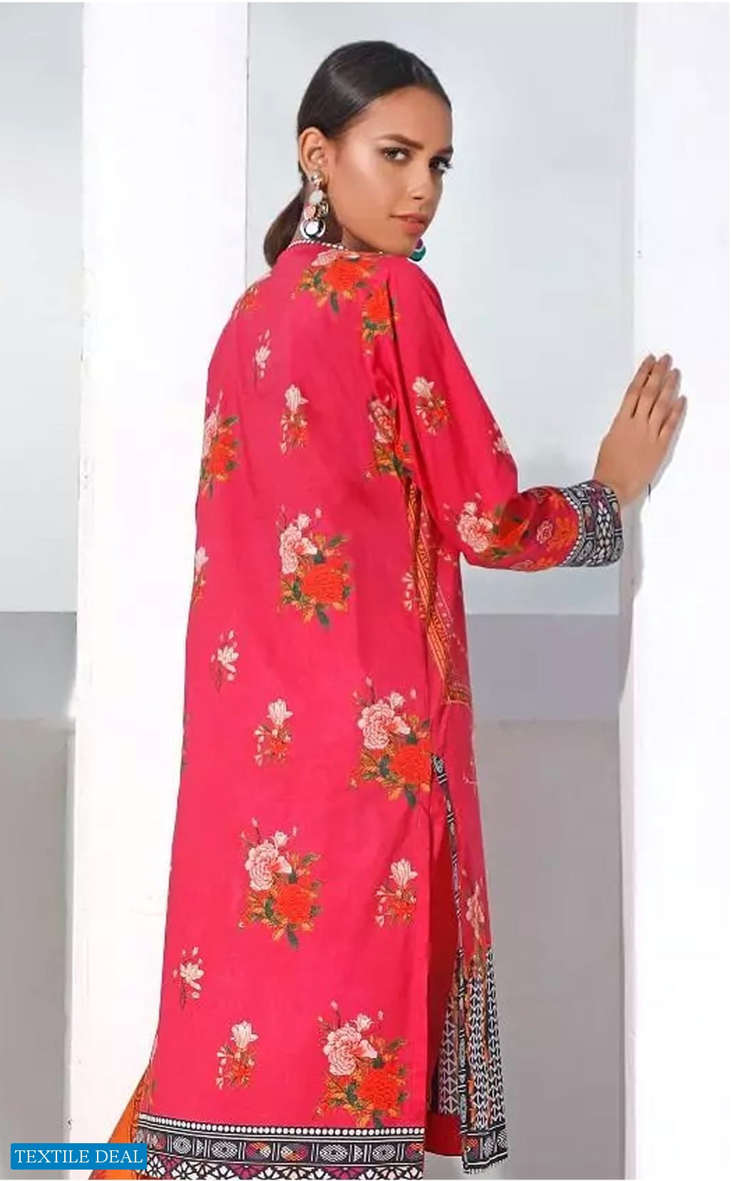 Gul Ahmed First Volume Of 2021 Wholesale Lawn Pakistani Dress