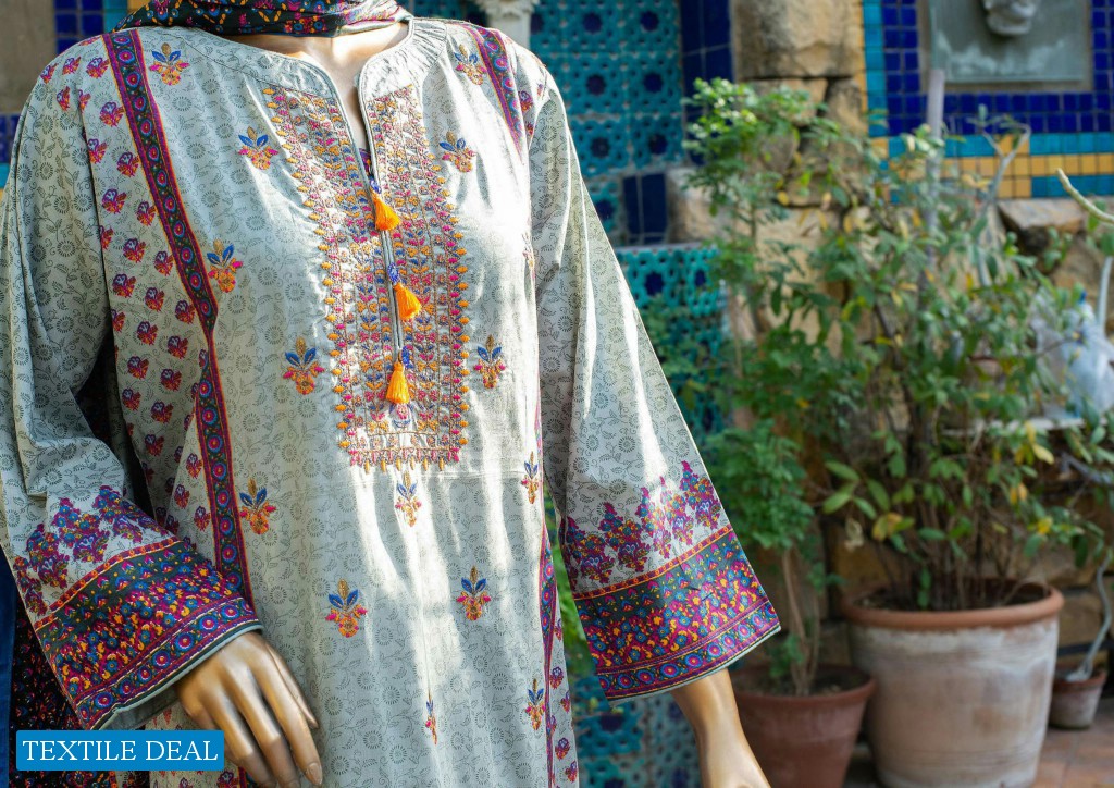 Haleema Designer embroidery 2020 Wholesale Pakistani Dress