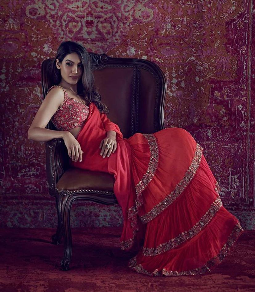 RED COLOUR LIGHT SAREE WHOLESALE IN INDIA