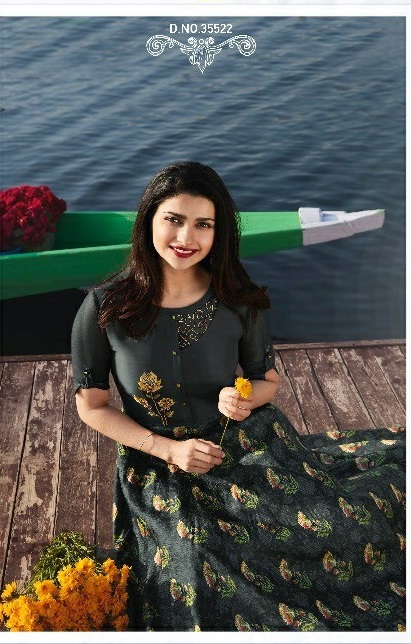 VInay Tumbaa Superstar Wholesale Full Stitched Gowns